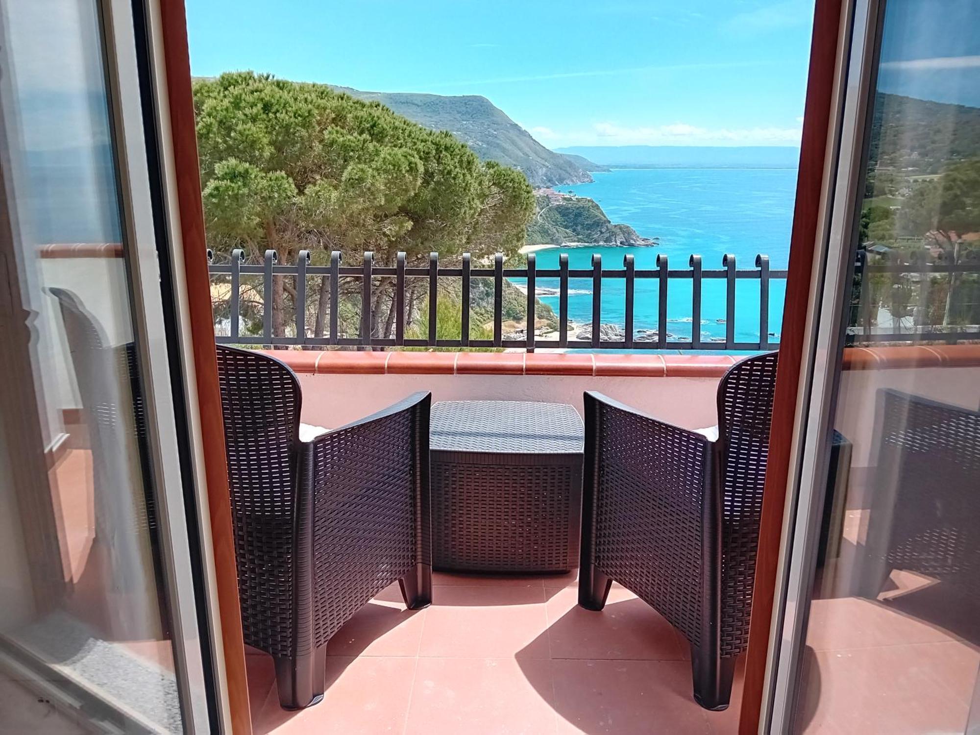 Villamargherita Capo Vaticano Zewnętrze zdjęcie