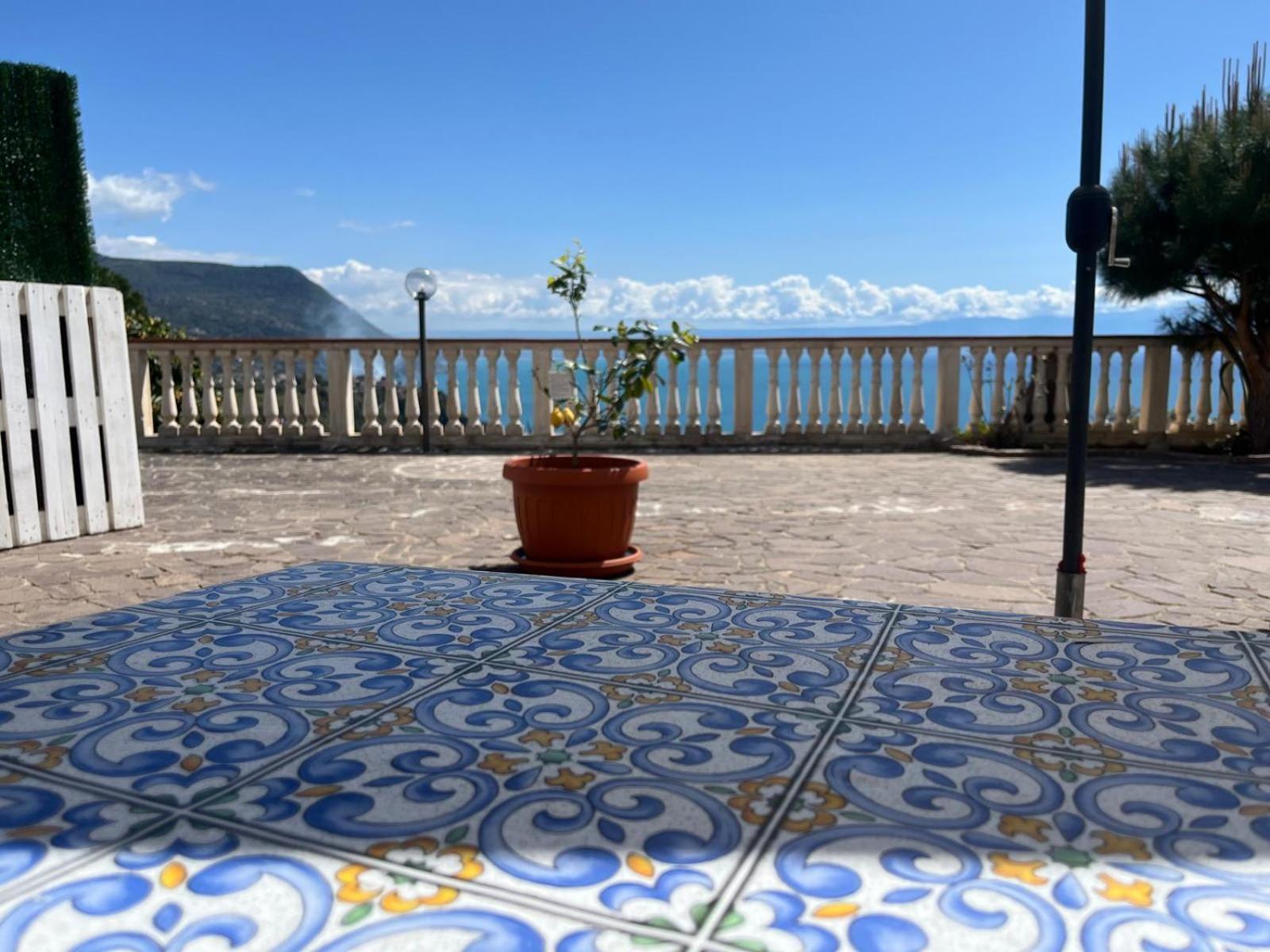 Villamargherita Capo Vaticano Zewnętrze zdjęcie